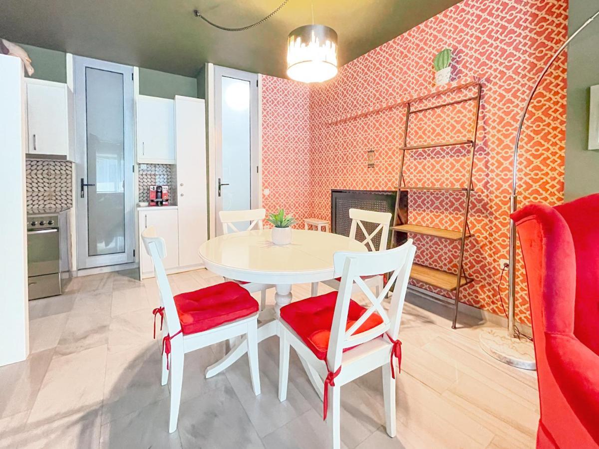 Loft 1 Bedroom Apartment In The Heart Of Афины Экстерьер фото